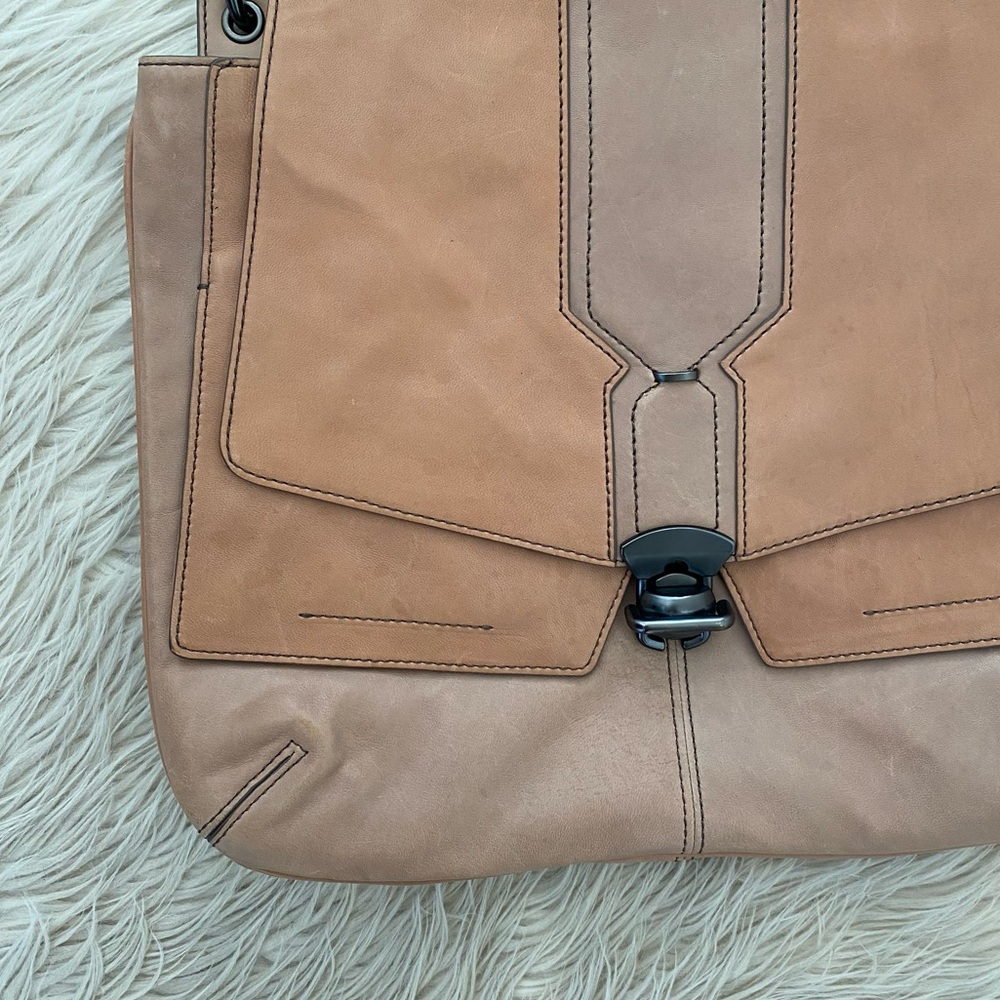 Kooba Tan Two Tone Leather Crossbody Saddle Bag Messenger Tote Large Purse - Picture 5 of 16